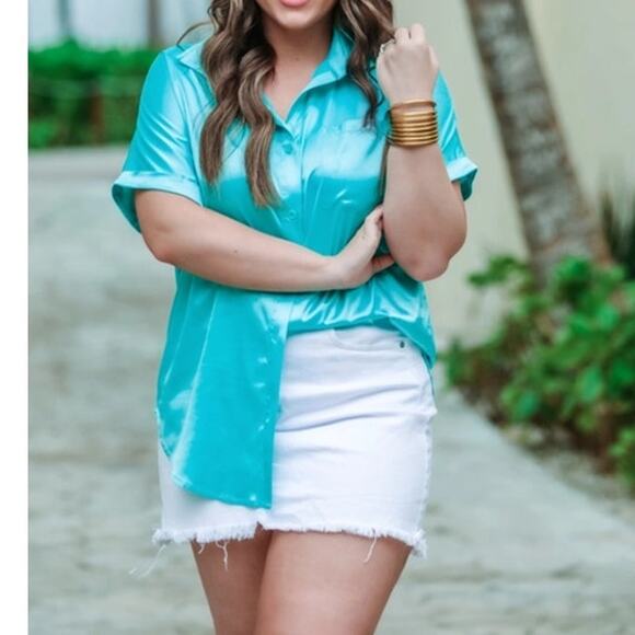 Danica Short Sleeve Button Up Top Aqua - Picture 3 of 7